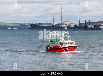 Crosshaven, Cork, Irland. 02. Oktober 2018. Fischerboot Muir Éinne kehrt von der Fischgründe auf dem Weg zu ihrem Haus, Hafen von Crosshaven, Co.Cork. - Kreditkarte: David Creedon/Alamy leben Nachrichten Stockfoto