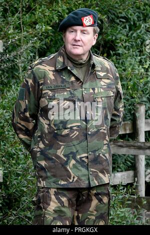 Zoutkamp, Niederlande. Okt, 2018 02. König Willem-Alexander der Niederlande bei der Willem Lodewijk van Nassaukazerne in Zoutkamp, am 02 Oktober, 2018, für eine workvisit der EU-Polizei- Ausbildung (EUPST Credit: Albert Nieboer/Niederlande/Point de Vue |/dpa/Alamy leben Nachrichten Stockfoto