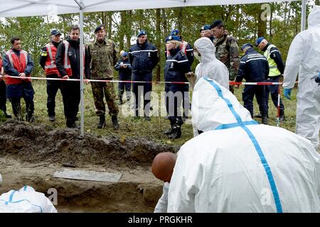 Zoutkamp, Niederlande. Okt, 2018 02. König Willem-Alexander der Niederlande bei der Willem Lodewijk van Nassaukazerne in Zoutkamp, am 02 Oktober, 2018, für eine workvisit der EU-Polizei- Ausbildung (EUPST Credit: Albert Nieboer/Niederlande/Point de Vue |/dpa/Alamy leben Nachrichten Stockfoto