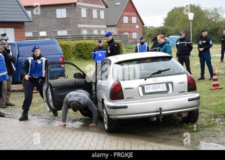 Zoutkamp, Niederlande. Okt, 2018 02. König Willem-Alexander der Niederlande bei der Willem Lodewijk van Nassaukazerne in Zoutkamp, am 02 Oktober, 2018, für eine workvisit der EU-Polizei- Ausbildung (EUPST Credit: Albert Nieboer/Niederlande/Point de Vue |/dpa/Alamy leben Nachrichten Stockfoto