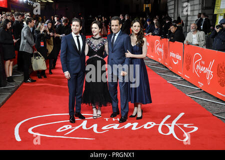 Michael Zegen, Rachel Brosnahan, Tony Shalhoub und Marin Hinkle besuchen Die Romanows - Weltpremiere im CURZON Mayfair, London, Großbritannien. 2. Oktober 2018. Stockfoto