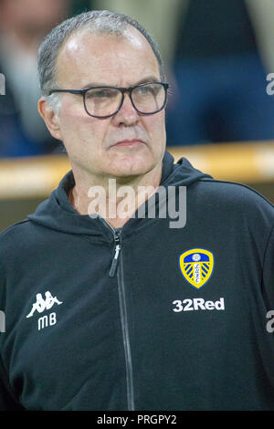 Hull, Großbritannien. 2. Oktober 2018, kcom Stadion, Hull, England; Sky Bet Meisterschaft, Hull City v Leeds Utd; Marcelo Bielsa Manager von Leeds Utd Credit: Craig Milner/News Bilder der Englischen Football League Bilder unterliegen DataCo Lizenz Credit: Aktuelles Bilder/Alamy leben Nachrichten Stockfoto