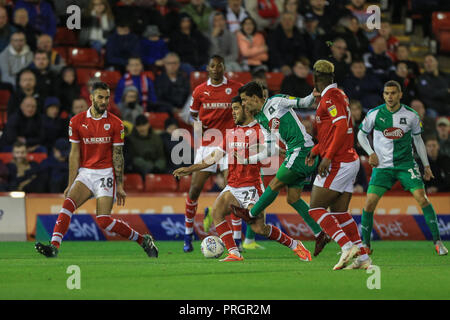 Barnsley, Großbritannien. 2. Oktober 2018, Oakwell, Barnsley, England; Sky Bet League One, Barnsley v Plymouth Argyle; Ruben Lameiras (11) von Plymouth Argyle Kerben zu machen es 1-1 Credit: Mark Cosgrove/News Bilder der Englischen Football League Bilder unterliegen DataCo Lizenz Credit: Aktuelles Bilder/Alamy leben Nachrichten Stockfoto