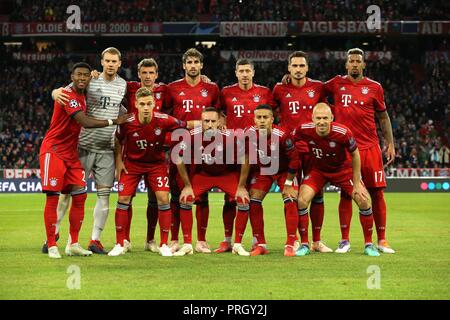 München, Deutschland. 02 Okt, 2018. firo: 02.10.2018 Fußball, Fußball: UEFA Champions League Saison 2018/2019 CL Gruppenphase, Hinspiel FC Bayern München - Ajax Amsterdam, Team Foto, FC Bayern, München, Muenchen, | Nutzung der weltweiten Kredit: dpa/Alamy leben Nachrichten Stockfoto