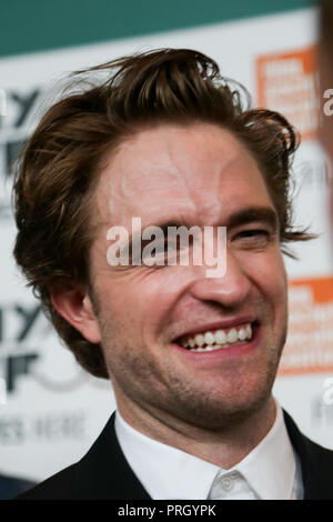 New York, Vereinigte Staaten. Okt, 2018 02. NEW YORK - OKT 2: Schauspieler Robert Pattinson besucht die "High Life" Premiere in der Alice Tully Hall im Oktober 2, 2018 in New York City. Credit: Foto Access/Alamy leben Nachrichten Stockfoto