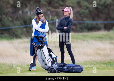 3. Oktober 2018, den alten Kurs, St Andrews, Schottland; Alfred Dunhill Links Championship, Praxis Tag; Sturm Keating (Ehefrau von Irische Sänger Ronan) auf der fünften Bohrung des alten Kurses, St Andrews während einer Praxis, bei der Alfred Dunhill Links Championship Stockfoto