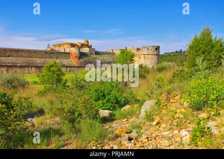 Die alte Festung Fort de Salses im Süden Frankreichs Stockfoto