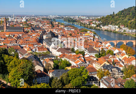 Blick auf die Altstadt von Heidelberg, Neckar Neckar, alte Brücke, Deutschland Stockfoto