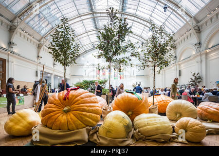 London, Großbritannien. 2. Okt 2018. RHS Harvest Festival zeigen. Credit: Guy Corbishley/Alamy leben Nachrichten Stockfoto