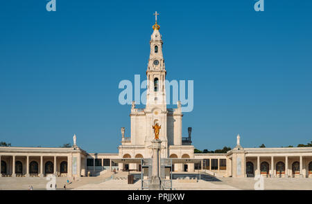 Fatima, Portugal - Sept 27, 2018: das Heiligtum von Fatima, die auch als die Basilika Unserer Lieben Frau von Fatima, Portugal Stockfoto