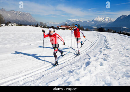 Langläufer, Langlauf Center Angerberg, Wörgl, Kitzbüheler Alpen, Tirol, Österreich Stockfoto