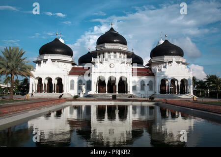 Die Große Moschee baiturrahman Post 26. Dezember 2004, Erdbeben und Tsunami in Banda Aceh, Sumatra, Indonesien Stockfoto