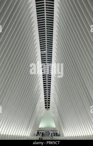 Innerhalb der Oculus Bahnhof, Downtown New York, Manhattan, USA Stockfoto