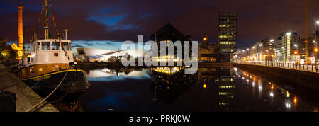 Eine panaramic Blick von Canning Dock, neben dem Albert Dock, Liverpool, mit brocklebank Boot, Pumpenhaus, und Mann Insel. Im September 2018 übernommen. Stockfoto