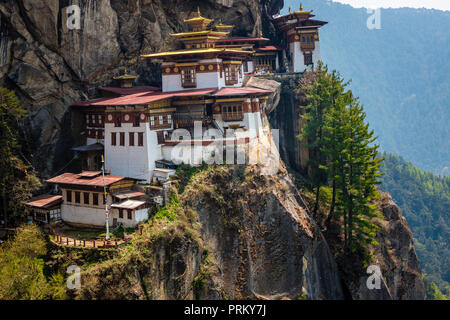 Ansicht des Taktshang Kloster in der Stadt Paro in Bhutan Stockfoto