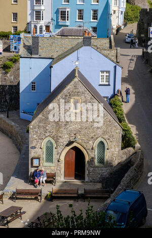 Tenby Hafen bei Ebbe Pembrokeshire. Stockfoto