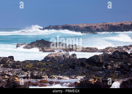 Hohe Wellen an Hookipa in Maui, Hawaii. Stockfoto