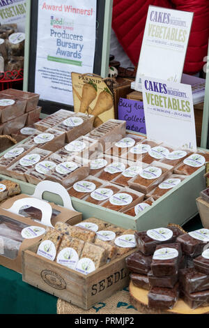 Blackberry Cottage Garküche verkaufen Kuchen von Gemüse auf dem Thame Food Festival gemacht. Thame, Oxfordshire, England