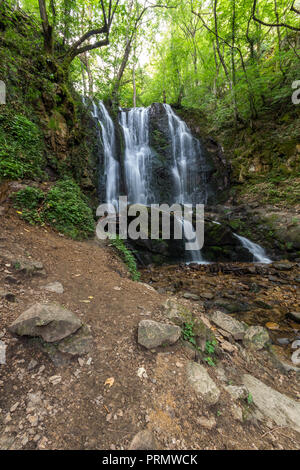 Landschaft von Koleshino Wasserfälle Cascade in Belasica Berg, Novo Selo, Republik Mazedonien Stockfoto