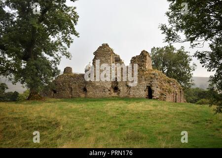 Die Ruinen von Pendragon Castle in den Yorkshire Dales National Park Stockfoto