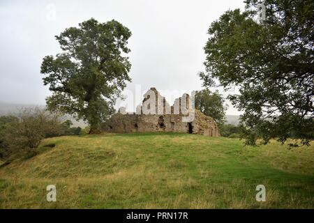 Die Ruinen von Pendragon Castle in den Yorkshire Dales National Park Stockfoto