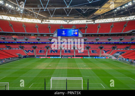 London, Großbritannien. 3. Oktober 2018, Wembley Stadion, London, England, UEFA Champions League, Tottenham v Barcelona; Allgemeine Ansicht von Wembley Credit: Mark Cosgrove/News Bilder Credit: Aktuelles Bilder/Alamy leben Nachrichten Stockfoto