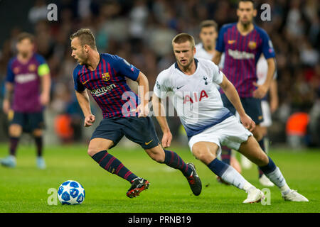 London, Großbritannien. 3. Oktober, 2018. Arthur von Barcelona in der UEFA Champions League Match zwischen den Tottenham Hotspur und Barcelona im Wembley Stadion, London, England am 3. Oktober 2018. 3. Okt, 2018. Quelle: AFP 7/ZUMA Draht/Alamy Live News Credit: ZUMA Press, Inc./Alamy leben Nachrichten Stockfoto