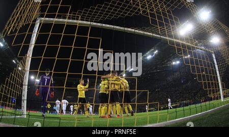 Dortmund, Deutschland. 03 Okt, 2018. firo: 03.10.2018 Fußball, Fussball, Champions League: BVB Borussia Dortmund - AS Monaco 3:0 Fernbedienung, Backdoor, Funktion, Allgemein, Backer, Hintergrund, Jubel um Marco Reus | Verwendung der weltweiten Kredit: dpa/Alamy leben Nachrichten Stockfoto