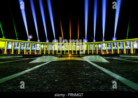 Moskau, Russland - 20. September 2018: Sieg Museum für freie Open Air Festival' Circle of Light" beleuchtet. Stockfoto