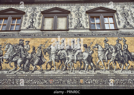 Deutschland, Dresden - 26. JUNI 2018: fürstenzug Wandbild auf alten historischen Gebäude Stockfoto