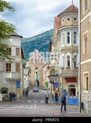 Die historische Stadt Glurns/Glurns im Süden von Mals/Mals ist eine der kleinsten Städte der Welt. Trentino Alto Adige/Südtirol - Italien Stockfoto