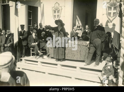 Elena von Montenegro Königin von Italien an einer Zeremonie, Italien 1930 Stockfoto