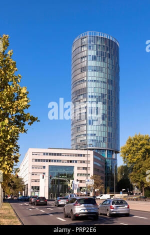 Die Köln Triangle Tower an der Otto Platz im Stadtteil Deutz, Köln, Deutschland der KoelnTriangle Turm am Ottoplatz im Stadtteil Deutz, Köln, Stockfoto