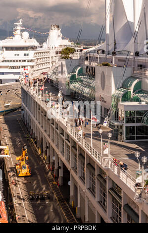 Arbeiten dock, Canada Place, der Hafen von Vancouver Cruise Ship Terminal, Vancouver, British Columbia, Kanada Stockfoto