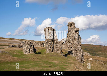 Castell Dinas Brân Crow, "Schloss" eine mittelalterliche Burg in einem prominenten Ort auf einem Hügel über der Stadt Llangollen in Denbighshire, Wales, Großbritannien Stockfoto