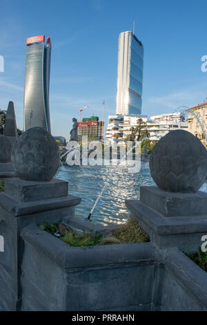 Mailand Italien zum 26. September 2018: Die isozaki Turm von der Piazza Giulio Cesare Mailand gesehen Stockfoto