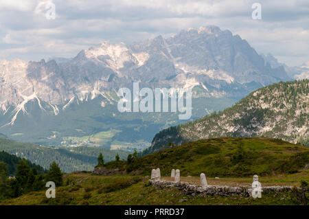 Eindruck von der Passo di Giau, im Querformat, an einem Sommernachmittag. Stockfoto