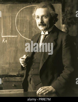 Albert Einstein (14. März 1879 - 18. April 1955) war ein Deutscher - geborener theoretischer Physiker, der die Relativitätstheorie entwickelt. Stockfoto