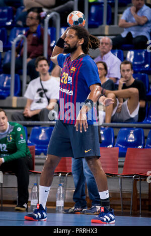 2. Oktober 2018, Palau Blaugrana, Barcelona, Spanien; Liga ASOBAL Handball; FC Barcelona Lassa versus CB Cangas; Gilberto Duarte des FC Barcelona looki Stockfoto