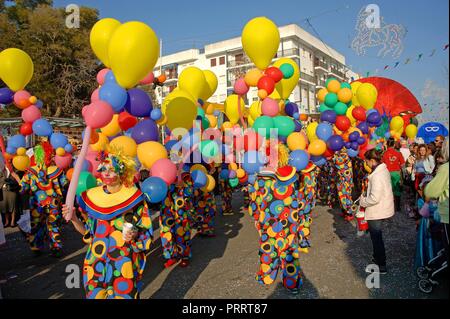 Karneval, verkleidet als Clown, Isla Cristina, Provinz Huelva, Andalusien, Spanien, Europa. Stockfoto