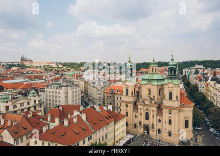Prag, tschechische Republik - 23. JULI 2018: Luftaufnahme der schönen Altstadt und Prager Stadtbild Stockfoto