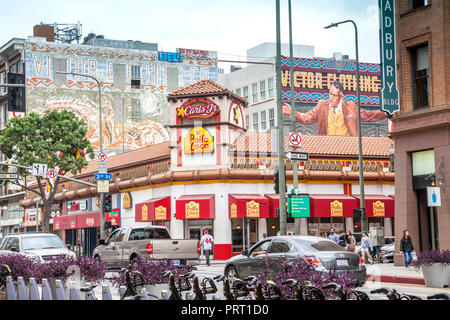 Carl's Junior Fastfood in der Innenstadt von Los Angeles, Kalifornien, USA Stockfoto