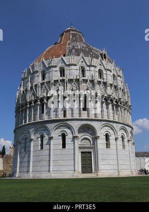 Italien. Pisa. Baptisterium. 12. Jahrhundert. Region Toskana. Stockfoto