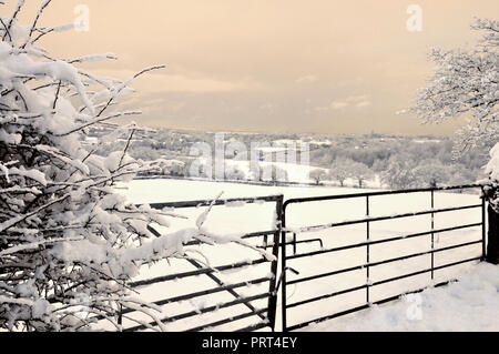 Rund um Großbritannien - Top of the Lane, Chorley im Winter Stockfoto