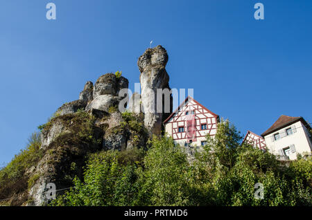 Die fränkische Schweiz ist ein Hochland in Oberfranken, Bayern, Deutschland, und ein beliebtes Refugium. Stockfoto