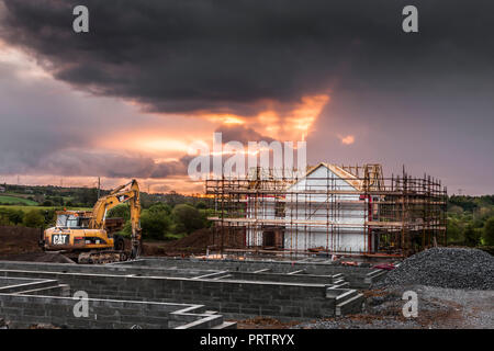 Carrigaline, Cork, Irland. 29. April 2017. Der erste von 800 Wohnungen, die sich auf einem 100 Hektar großen Gelände außerhalb der Stadt Carrigaline Co. gebaut werden sollen Stockfoto