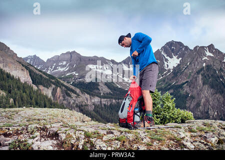 Wanderer, die Pause, Mount Sneffels, Ouray, Colorado, USA Stockfoto