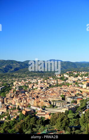 Ansicht von oben über Grasse, Prealpes d'Azur, 06, Var, Cote d'Azur, PACA, Stockfoto