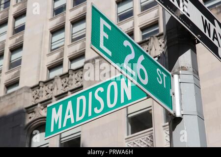 New York City, Vereinigte Staaten - berühmte Zeichen in der Madison Avenue in Manhattan Stockfoto