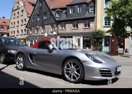 FURTH im Wald, Deutschland - Mai 6, 2018: Silber Porsche Boxster roadster Sport Cabrio in Deutschland geparkt. Es wurden 45,8 Millionen Autos in Deutschland Registriert Stockfoto
